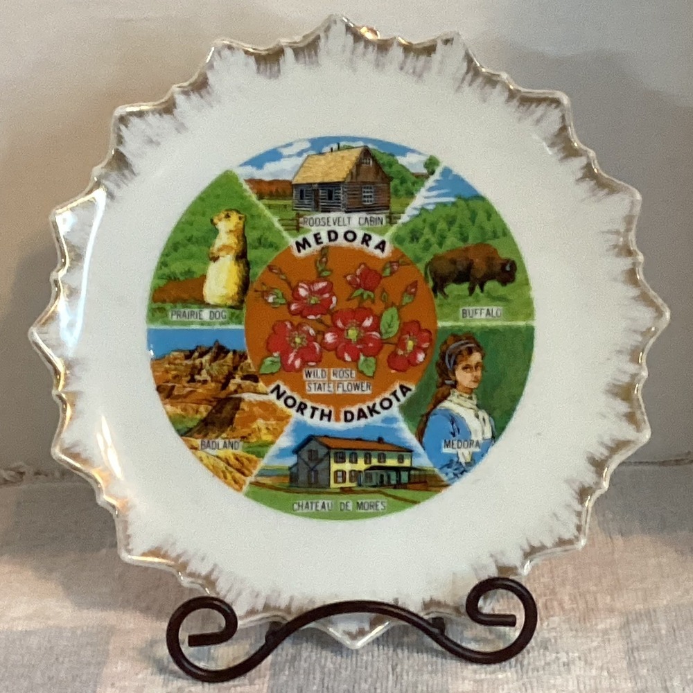 Medora North Dakota Souvenir Plate Scalloped Gold Trim